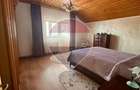 Casă / Vilă cu 8 camere de vânzare în Suceava
