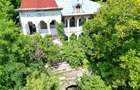 Vila Vintilă 1935 – proprietate de epocă cu 9.770 m² teren intravilan în Nucet,  - 1