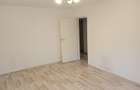Apartament de vanzare 3 camere, Centru - 3