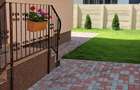 Duplex premium de vânzare – stradă privată, ideal pentru familie - 1