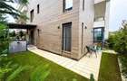 BRAYTIM - LUX - 3 CAMERE - 2 BAI - GRADINA 94mp - 2 TERASE 34mp - 2 LOC PARCARE - 11