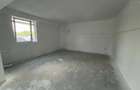 Spatii Comerciale\82mp\116mp\Parter\Complex Nou\Giulesti