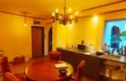 SE VINDE APARTAMENT 3 CAMERE SPATIOS SI RENOVAT IN ZONA PIATA RAHOVA