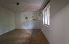 Vanzare casa 2 camere, partial renovata, Bd. Pieptanari - 5