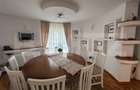 Reședință impunătoare, 6 camere, 430 mp și un teren de 730 mp, zona Cetate