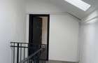 Etaj complet cu 3 apartamente, ideal pentru investitie - Comision 0% - 11