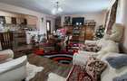 Casa de vanzare, cu 4 camere, 300 mp, zona exterior sud - 1
