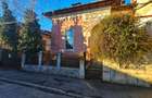Casă cu arhitectură interbelică, 5 camere, teren 409 mp – Central - 7