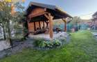 Casa cu 3 camere,baie, bucatarie,anexe.pivniță teren 800 mp - 2
