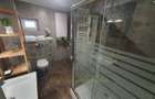 Casa + 5 apartamente + spatiu de inchiriat + parcari. Pretabil locuit + afacere - 15