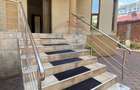 Casa / Vila cu 8 camere de închiriat în zona Aviatiei - 1