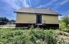 Casa cu 4 camere si 400mp de teren in Voinesti - 2