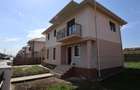 COMISION 0%, CASA 4 CAMERE, 2 BAI, 250 MP, HORPAZ - 19