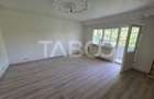 Apartament 3 camere de inchiriat zona Campului etaj 2 - 3