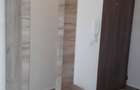 2 camere,  centrala, mansarda, zona lacul Morii, tramvai 41, str Dezrobirii 144 - 22