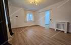 Casă renovată, zonă centrală, singur in curte. Doar 99000 euro! - 7