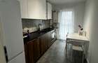 MUTARE RAPIDA! 2 camere decomandat , Metrou 1 Decembrie, sec 3 - 4