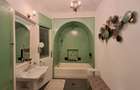 Vand 70% vila Cotroceni, renovat, instalatii noi, garaje, curte, pod, terasa - 6