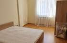 Vand apartament 3 camere foarte spatios - 10