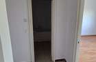 Apartament cu 3 camere, Micro 17,  Bld Independenței - 12