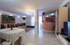 Casa / Vila cu 6 camere de vanzare, Calea Moinesti, Margineni - 2