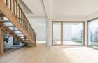 Casa Modernă cu Spații Vitrate Generoase - 6
