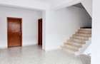 Crangasi- Belvedere  spatiu /Showroom/Creatie/ curte 4 masini - 7