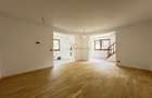 4 camere/ 2 bai / 119 mp/ parcare in curte / zona strazii Bucuresti - 2