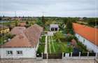 Casa, Peciu Nou, 267 mp utili, 3450 mp teren, panouri fotovoltaice, comision 0% - 1