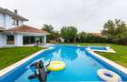 In dulcele stil mediteranean - casa de lux cu accente contemporane - 35