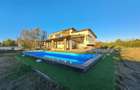 Casa cu piscina - Buftea - 8 camere - 4 bai - 620mp - 2500mp teren - 1
