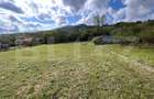 Teren intravilan 2.800 mp. zona Izvorul Rece - 1