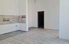 ocazie .VINDEM APARTAMENT IN ZONA ISTORICA CU BALCON STRADA - 2