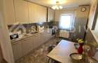 Apartament cu 3 camere, 2 bai, parcare- zona UMF