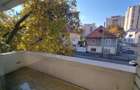 Vila - Bloc modern de 11 camere zona Centrul Civic , Onix