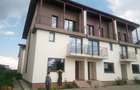 Triplex 5 camere in Europa, 119 mp utili, teren 220 mp - 1