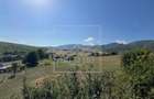 Casa de vanzare - Teren 2600 mp, 4 camere - Tocile