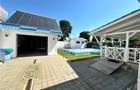 GIROCULUI - CASA INDIVIDUALA - PISCINA  INCALZITA - SAUNA - GARAJ - PANOURI SOLA - 1