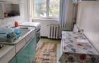 Strada Traian- apartament cu 3 camere semidecomandat - 2