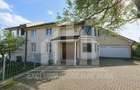 Casa individuala | De inchiriat | 250 mp | 6 camere | Cetate - 1