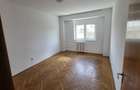ION MIHALACHE PIATA 1 MAI  4 camere spatios  zugravit 3 balcoane inchise - 2
