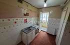 Etaj 2,  str Aries -Spitalul Judetean 3 camere - 31