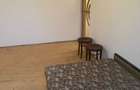 Zona Lamaita, se vinde apartament nedecomandat ,doua  camere pret 38000 euro - 3