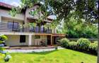 Casa impunatoare D+P+M, 280 mp utili, teren 850 mp,  în Europa - 2
