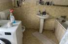 Casa formata din 2 corpuri de vanzare in sat Maluri , comuna Vulturu ,suprafata - 10