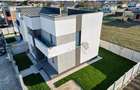 Vila individuala 4 camere modernă Berceni Ilfov - curte 450 mp - acces asfaltat - 3