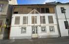 Casa individuala in zona centrala, P + 3 , pretabil pentru investitii. - 1