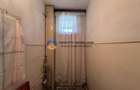 Apartament 3 camere de vânzare - Zona Centrală / 2 băi - 18