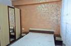 DE INCHIRIAT - 2 CAMERE, PARTER, LOC DE PARCARE INCLUS - 10
