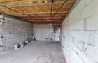 Duplex la rosu, 4400 mp teren, Siret - 10